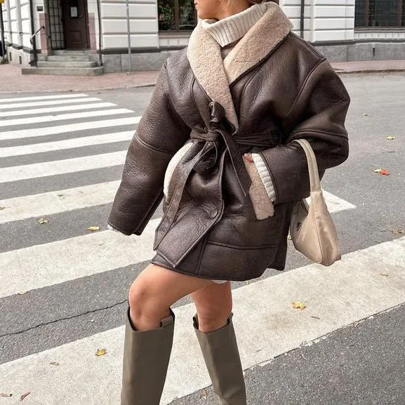 Evelina | Faux Leather Sherpa Coat – Cozy Brown & Khaki Outerwear, Belted Waist, Stylish Oversized Collar for Winter Warmth