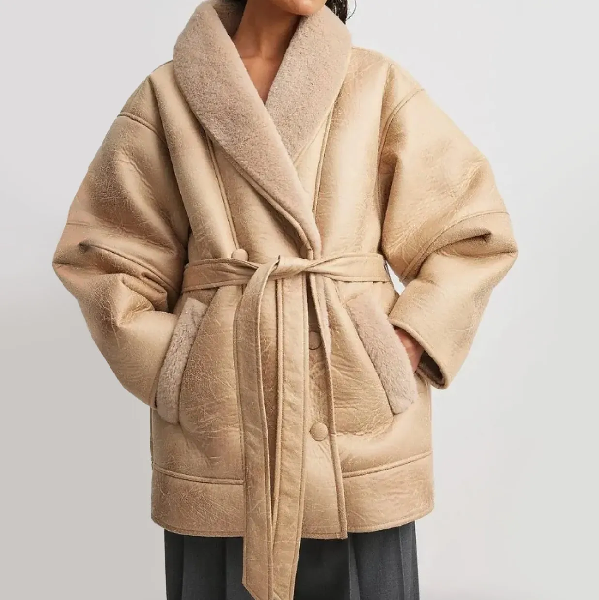 Evelina | Faux Leather Sherpa Coat – Cozy Brown & Khaki Outerwear, Belted Waist, Stylish Oversized Collar for Winter Warmth