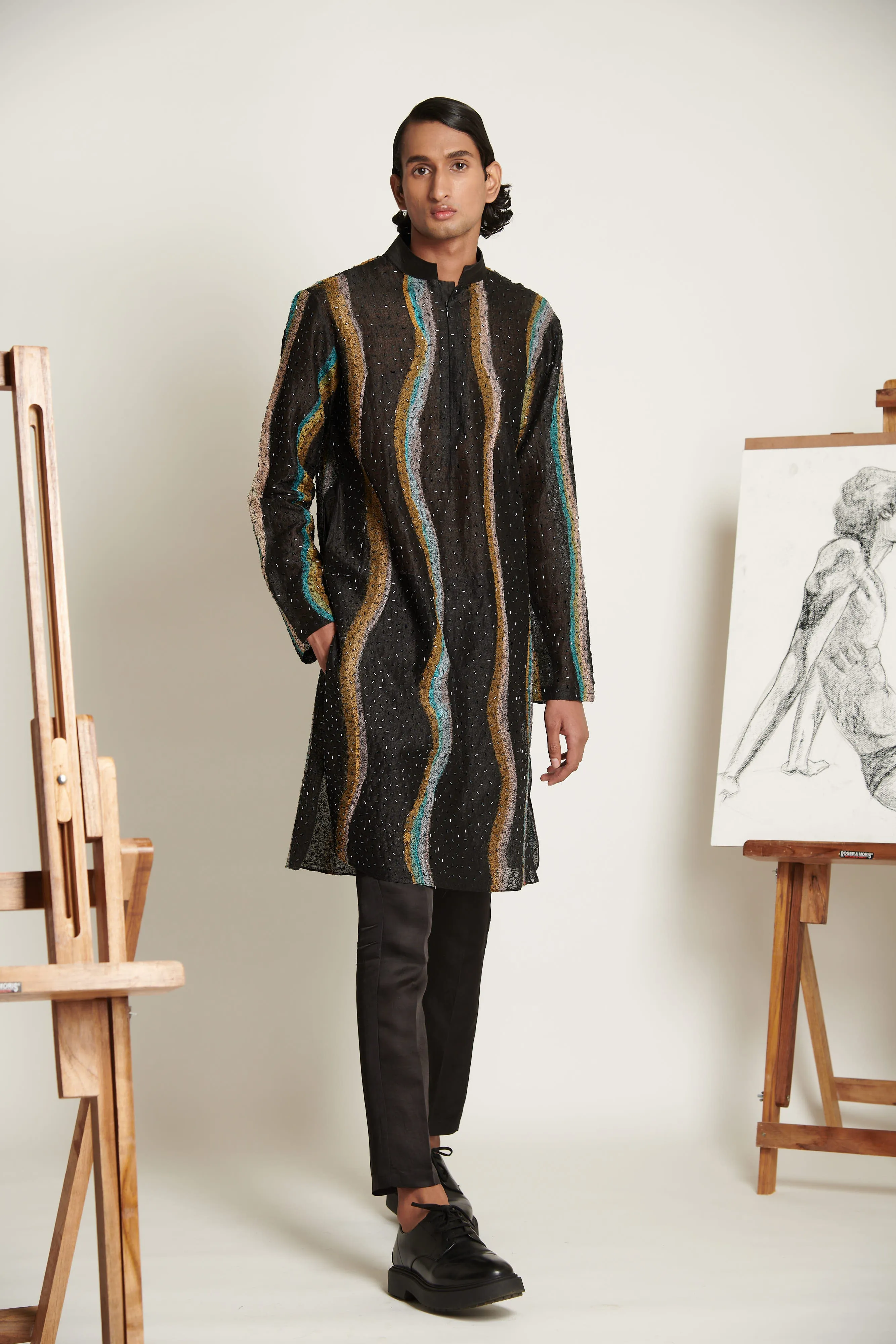 Noir Swirl Star Skein Kurta with Pants