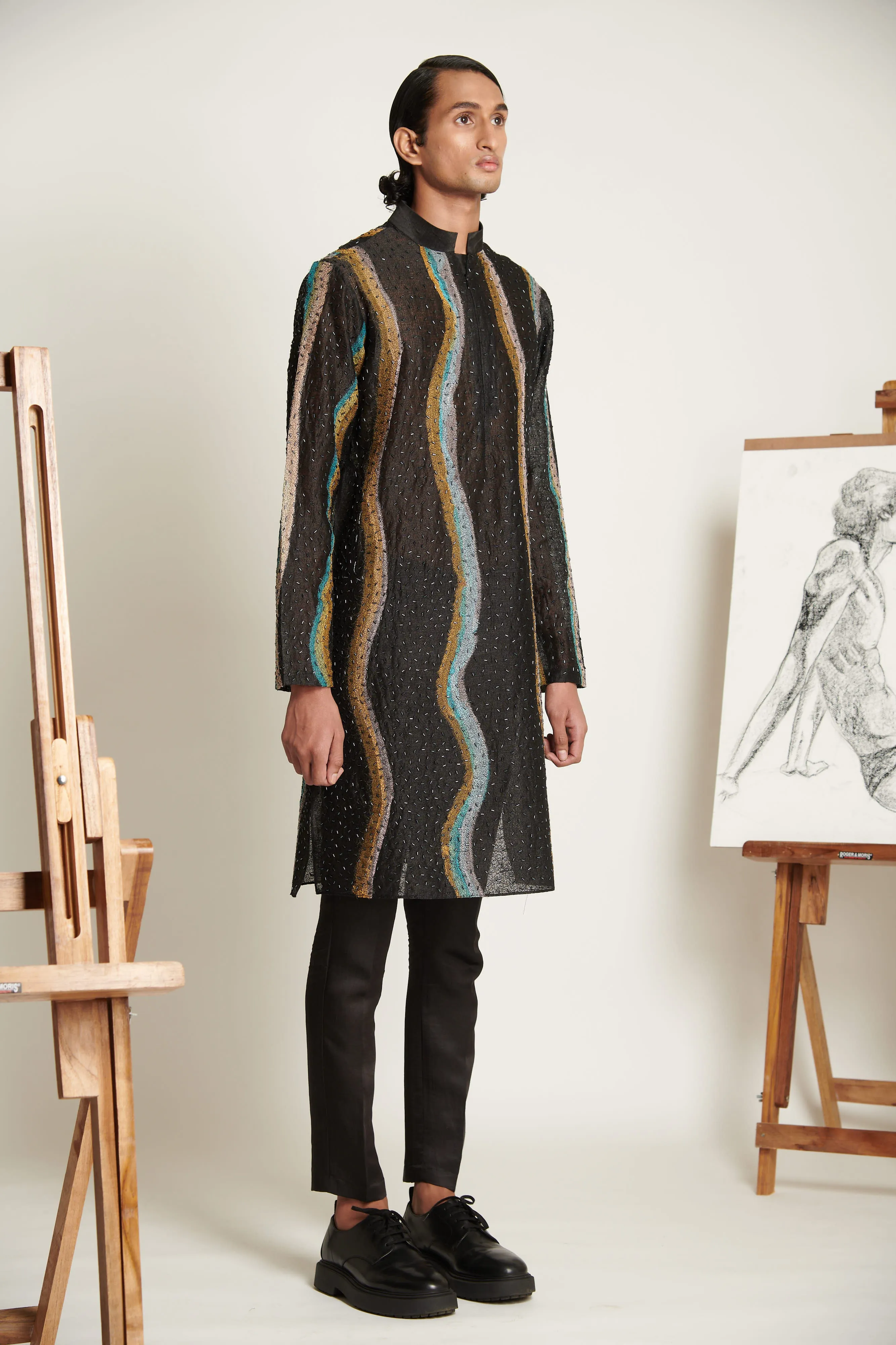 Noir Swirl Star Skein Kurta with Pants